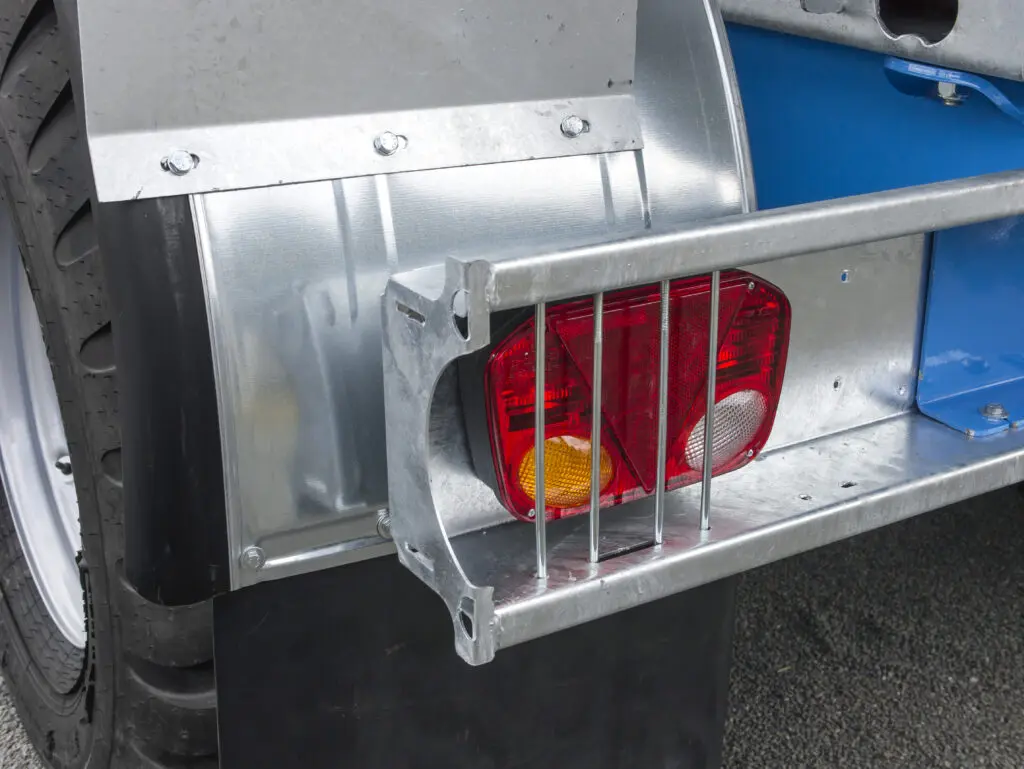 Slurry Tankers: The Safe Option for Health, Safety and Compliance 2 12000L lights