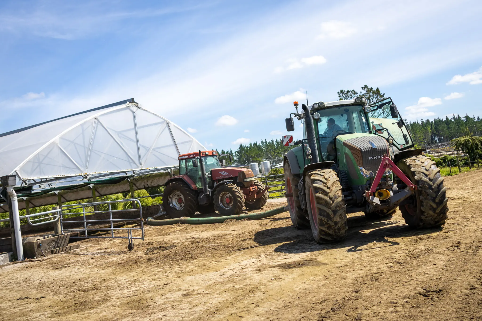 Ross’ Slurry Tanker Does It All! 4 Nevada PTO Stirrer mixing the effluent and a Nevada Slurry Tanker filling