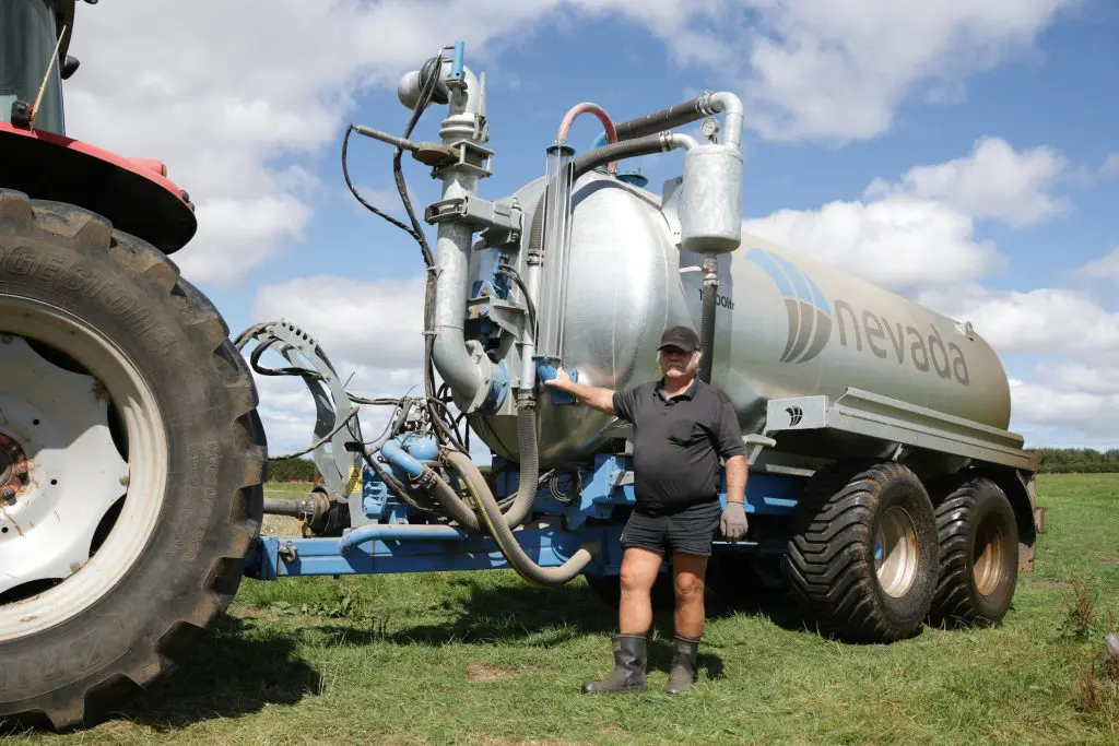 Making Dairy Effluent Work Harder on Farm | Peter Denham 2 effluent slurry tanker