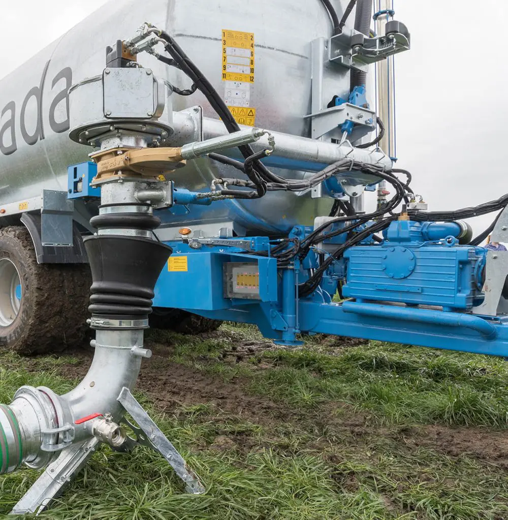 Battioni KTS 1080 Vacuum Pump fitted to a Nevada Triple Axle Slurry Tanker