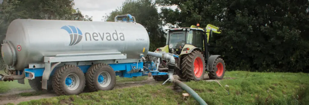 Maximising the Results of Applying Dairy Farm Effluent to Pasture 8 Allan with his Nevada Tandem Slurry Tanker