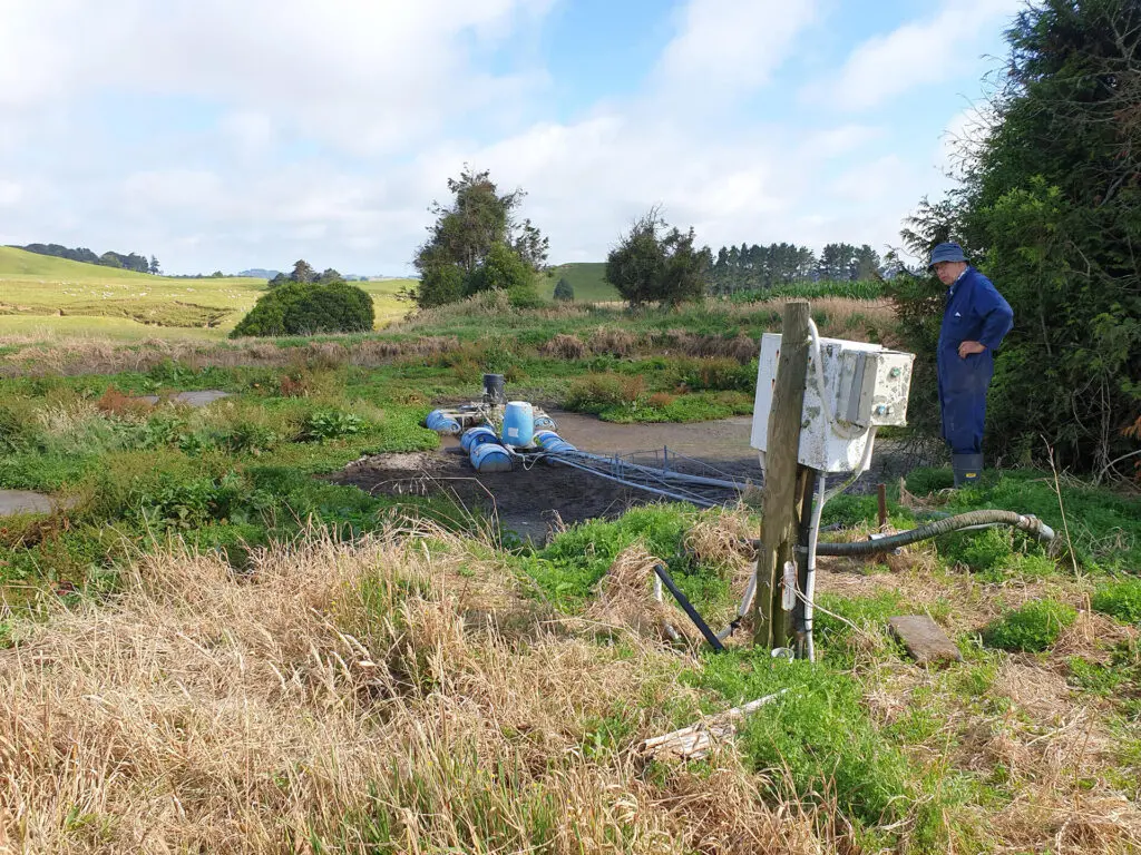 John’s Thorough Investigation into Stirrers Paid Off 1 Johns effluent pond crusted and thick with vegitation before stirring