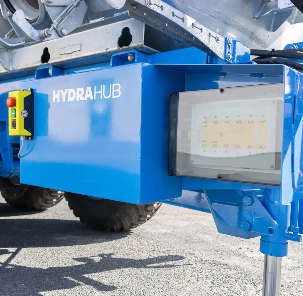 Nevada HydraHub ona Triple Axle Slurry Tanker