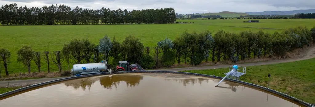 Vincent loading their Nevada 16,500L Tandem Axle Slurry Tanker and Stirring the KlipTank with the Nevada Electric Stirrer at Todd Dairies in Winton, Southland.
