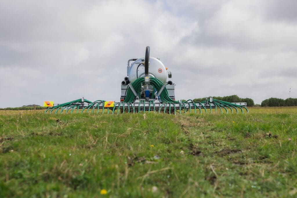 Nevada Trailing Shoe can apply effluent directly under the crop