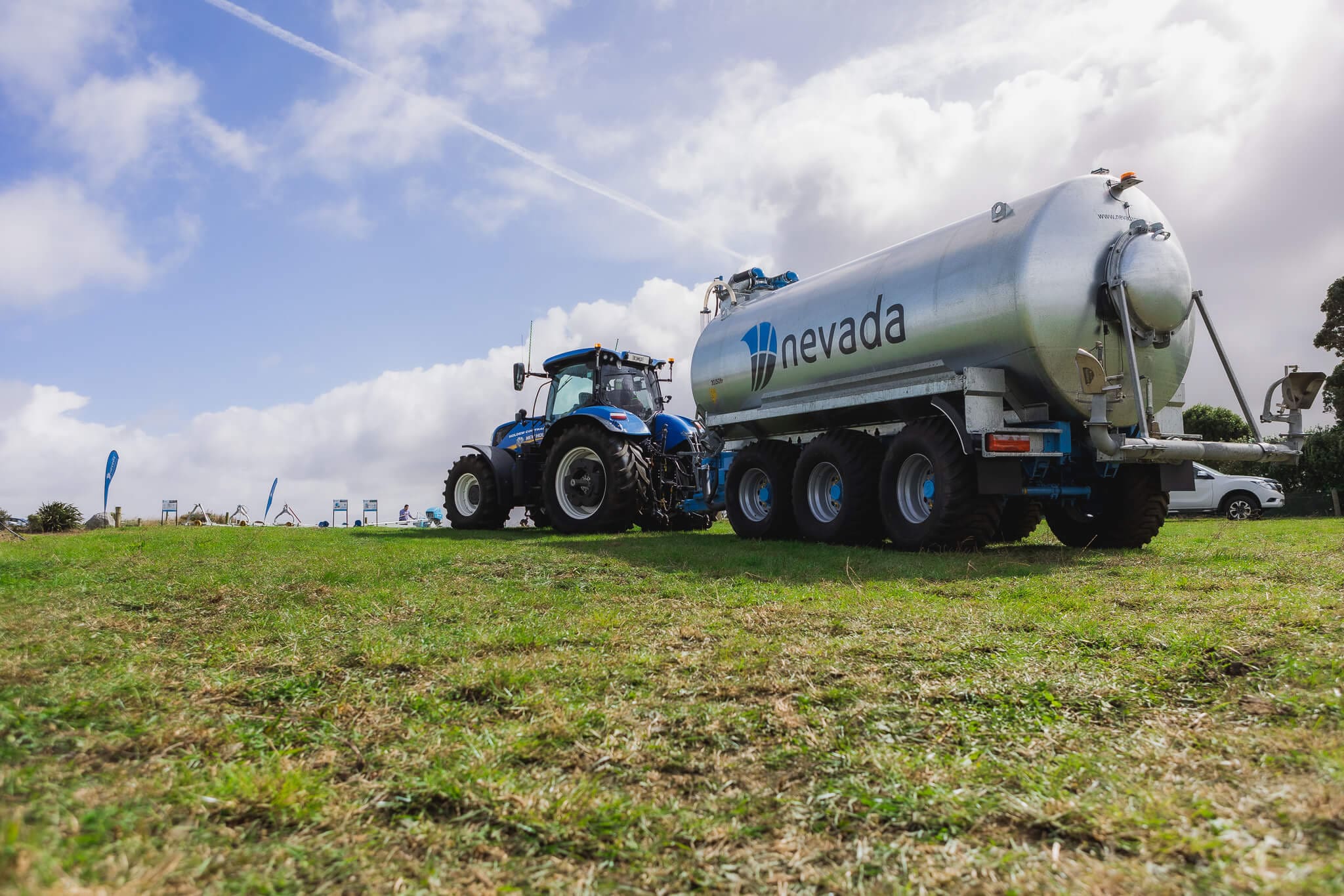 Nevada 20,150L Triple Axle Slurry Tanker and Big Blue Tractor