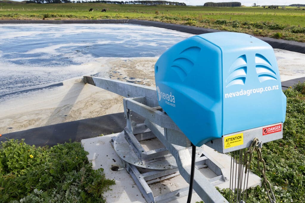 Nevada EL9 Electric Stirrer in action